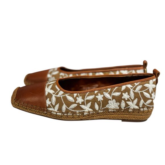 Vince Camuto
Women's Miheli Slip-On Espadrille Flats Size 10 - Picture 2 of 11